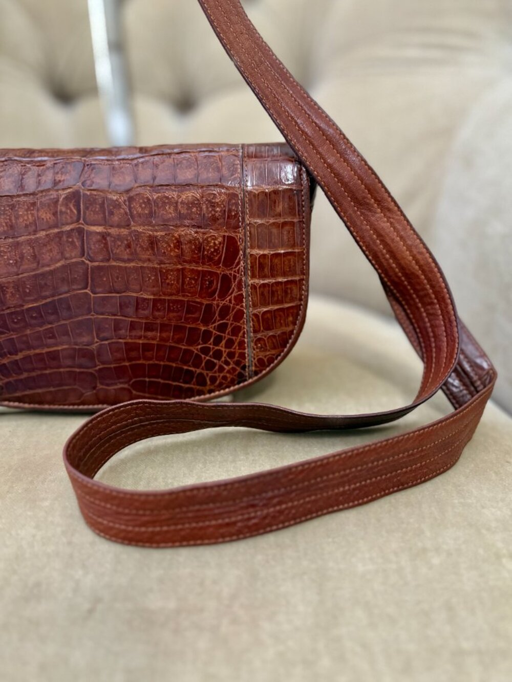 VTG Auth. MAXIMA Italy Genuine Alligator Saddle Crossbody Bag...GORGEOUS!